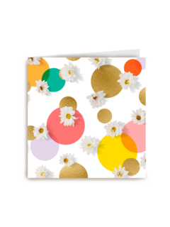 Blanco kaart bloemen en confetti