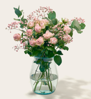 Brievenbusbloemen Ombre Rosa met Leonidas Chocolade Bonbons Hartjes 