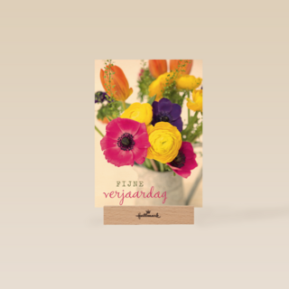 een hele vaas met bloemen