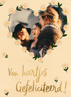Verjaardagskaart hartjes gefeliciteerd bloem