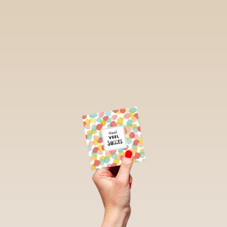 kaart heel veel succes ronde gekleurde bolletjes