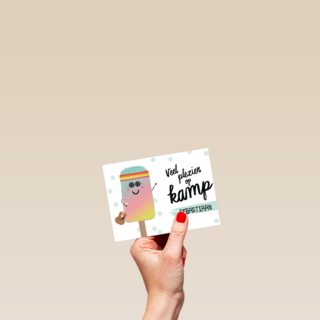 op kamp kaart met een ijsje die je veel plezier wenst