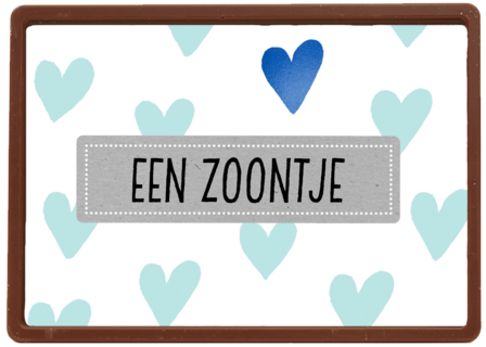 een zoontje met veel harten