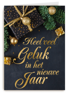 nieuwjaarskaart met gouden tekst en cadeaus